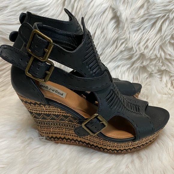 Not Rated Trafalgar Square Peep Toe Espadrille - Picture 3 of 6